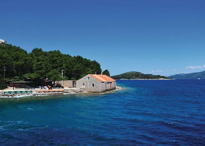 House By The Sea *